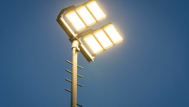 trilux-sporst-fields-led-refurbishment-lumena-plus